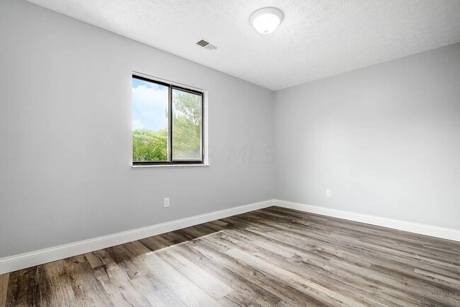 Building Photo - 2125 Scottingham Dr