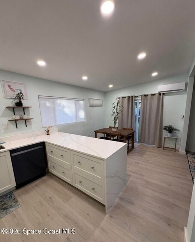 Building Photo - 7705 Poinsetta Ave