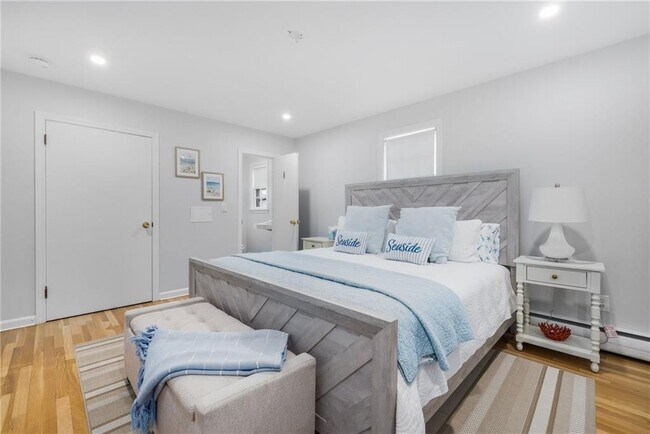 Building Photo - 384 Valley Rd