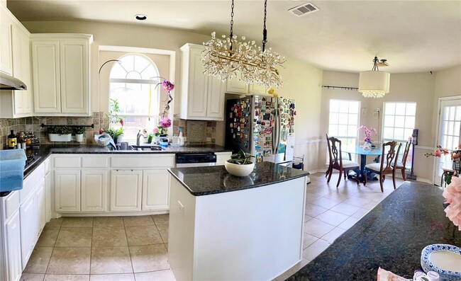Building Photo - 28142 Kudzu Dr