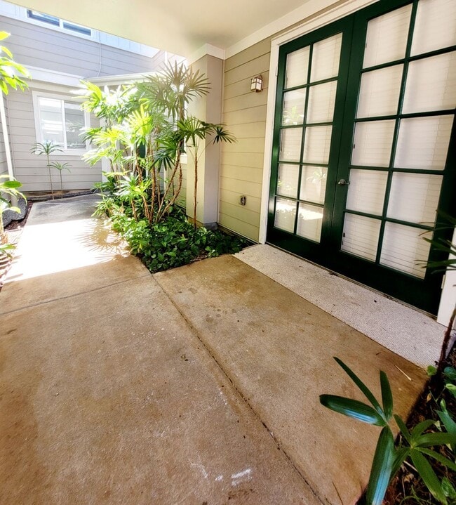 Building Photo - AVAILABLE | Hawaii Kai: 3 Bedroom,2.5 Bathroom Townhome w/AC & Attached Garage |  | Features: In ...