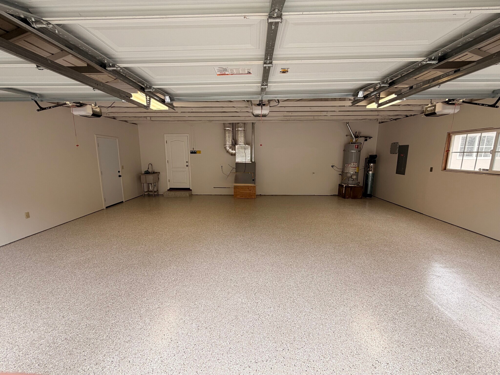 Building Photo - 15047 Meadow Oak Pl