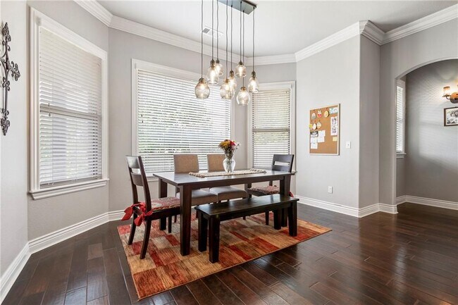 Building Photo - 4502 NE Birchgrove Pl