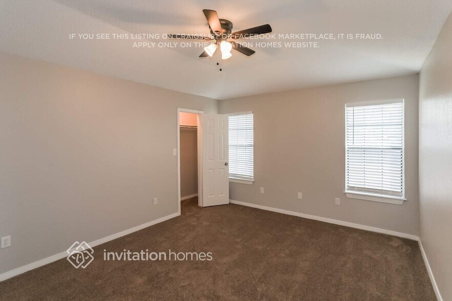 Building Photo - 203 Bowie St