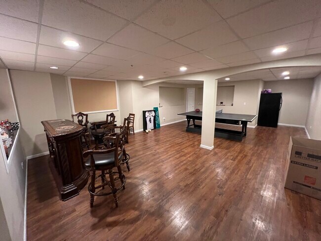 Building Photo - 9699 Fairfield Rd