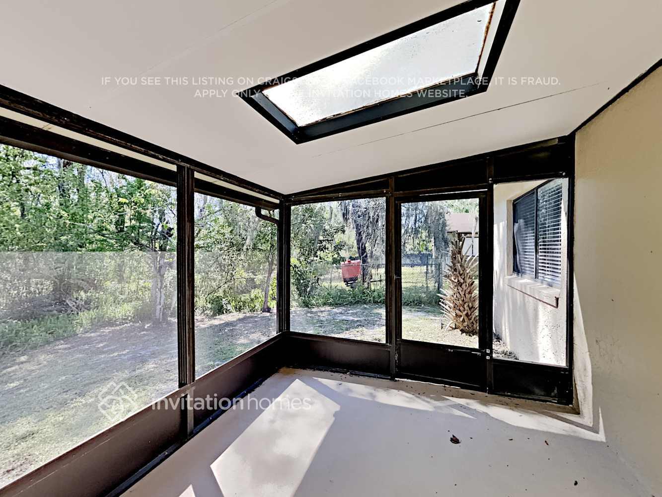 Building Photo - 517 Eastport Dr