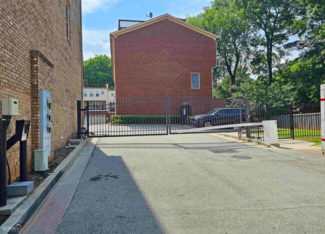 Building Photo - 1278 Dahlgren Lane