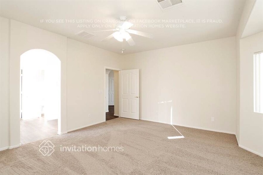 Building Photo - 4215 Cannondale Ave