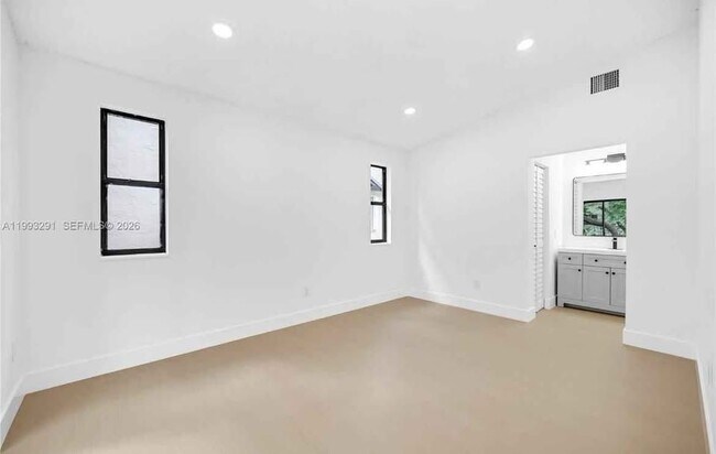 Building Photo - 13608 SW 286th Terrace