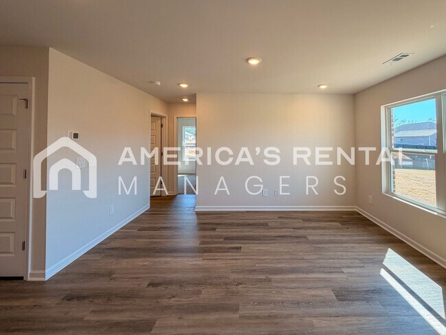 Building Photo - New Construction Home for Rent!