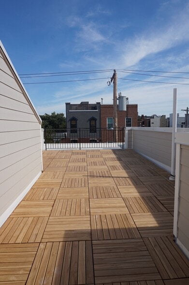Roof Deck - 1138 S 24th St