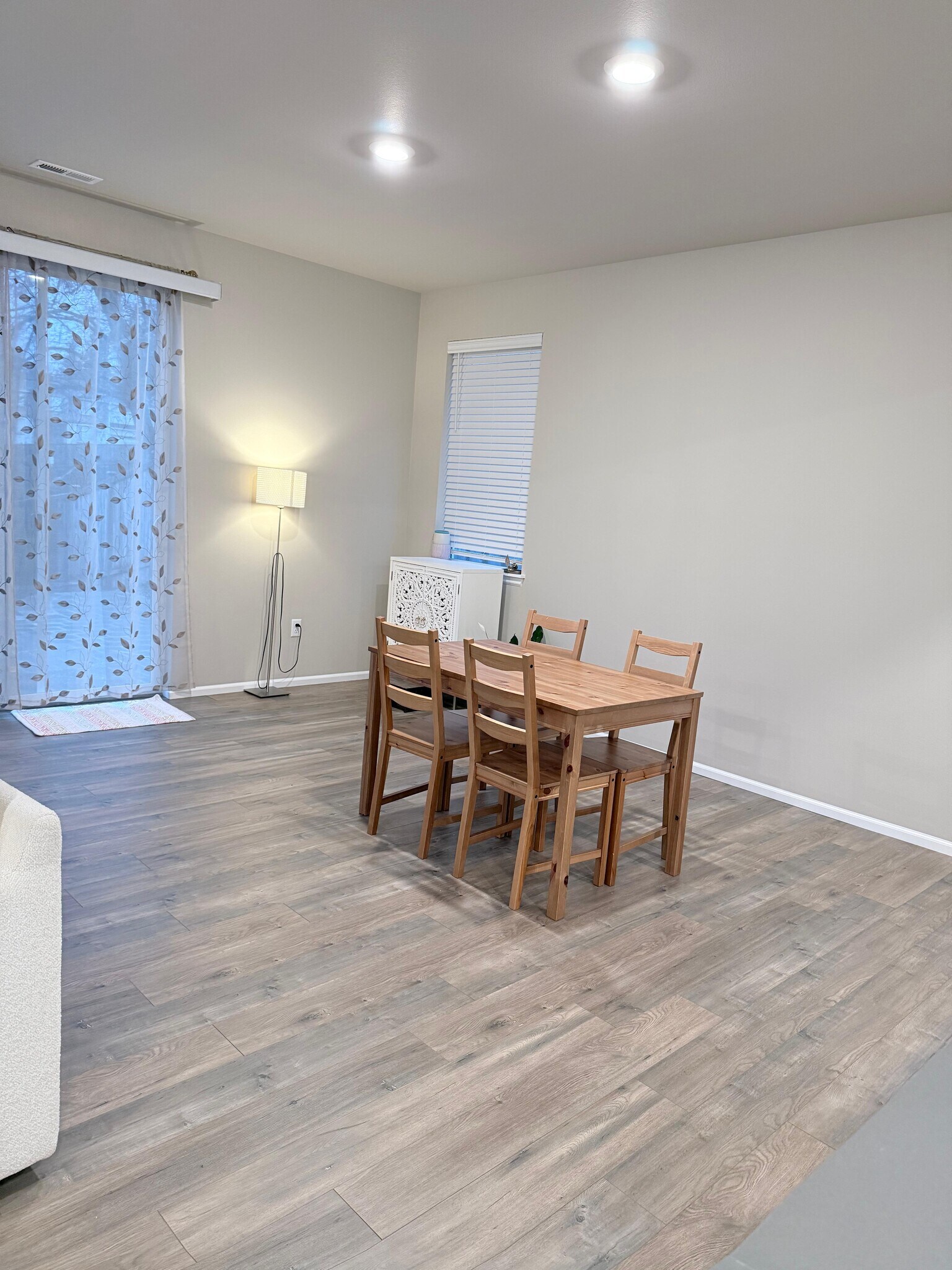 Building Photo - 7929 39th Pl NE