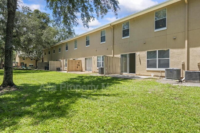 Building Photo - 5260 Collins Rd