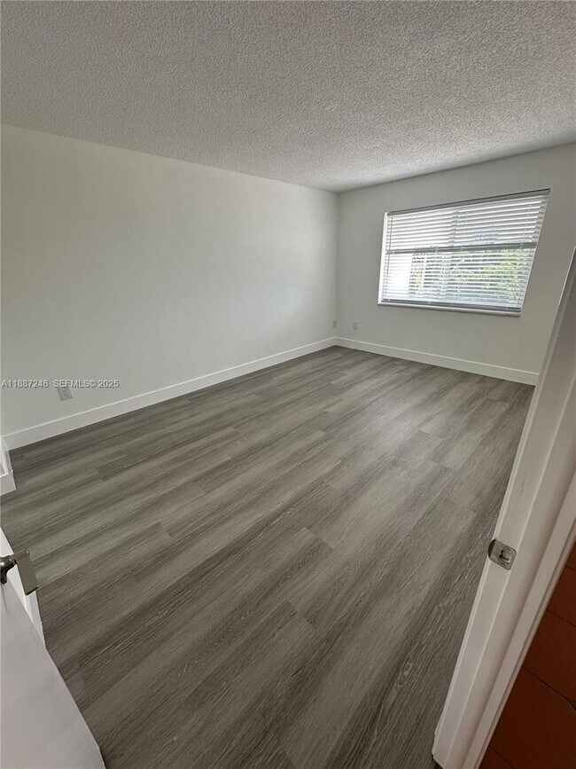 Building Photo - 7703 Camino Real