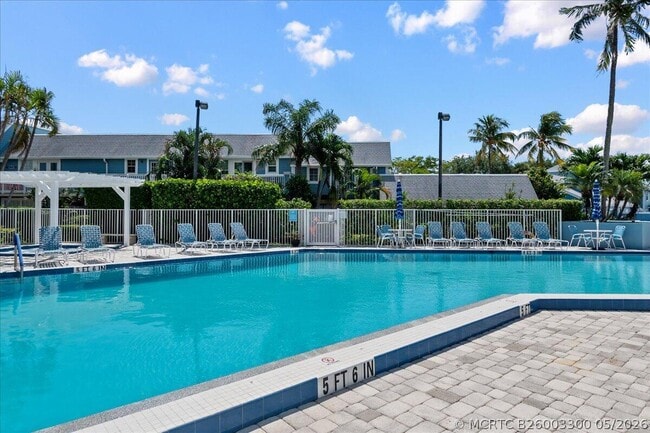 Building Photo - 621 Ocean Dunes Cir