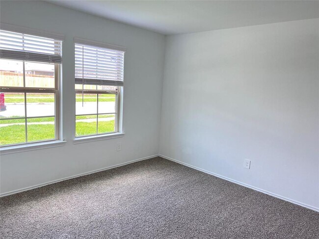 Building Photo - 5130 Jasmine Dawn Dr