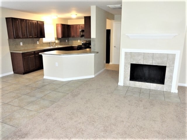 Building Photo - 20719 Dickinson Manor Ln