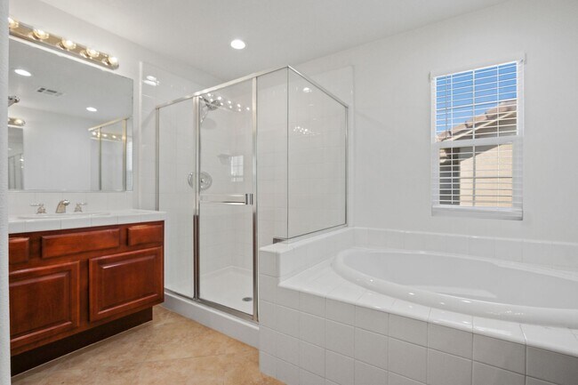 Building Photo - 7 Merriweather Pl