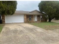 Building Photo - 3920 Redstone Rd