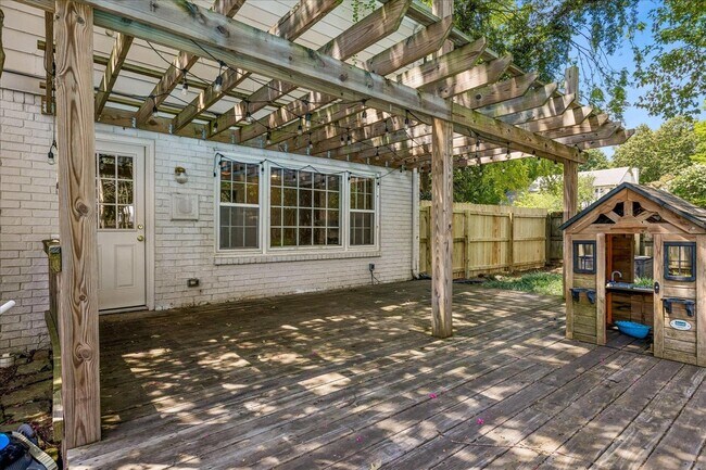 Building Photo - 2836 Baytown Cove