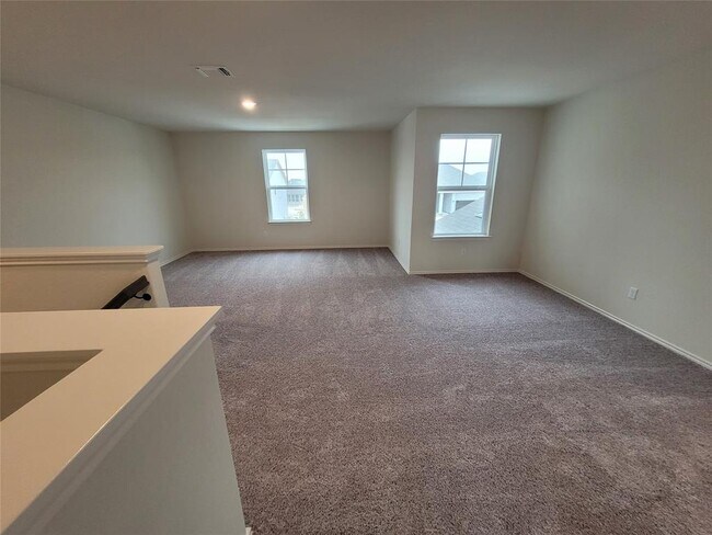 Building Photo - 171 Purple Heart Dr