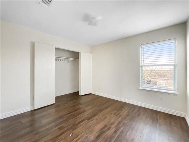 Building Photo - 2328 Heads And Tails Ln