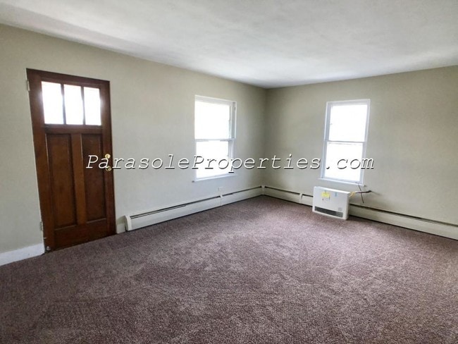 Building Photo - 49 James St