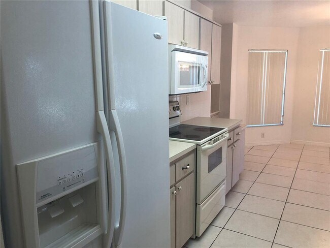 Building Photo - 13810 Pimberton Dr
