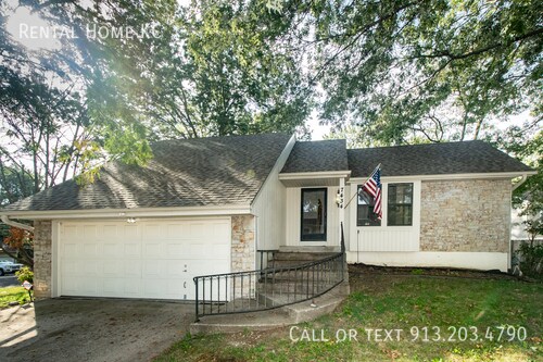 Primary Photo - 7434 Santa Fe Dr