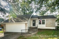 Building Photo - 7434 Santa Fe Dr