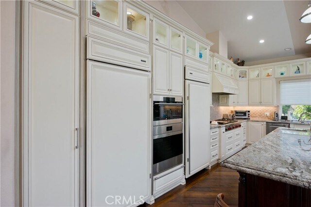 Building Photo - 27048 Triumph Ave