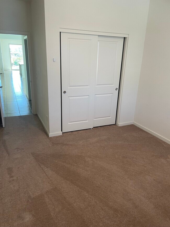 Front bedroom. - 2185 S 237th Dr