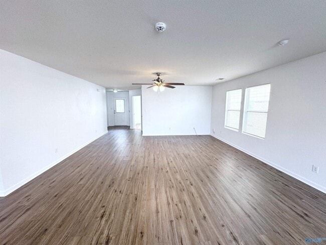 Building Photo - 202 Sagebrook Dr