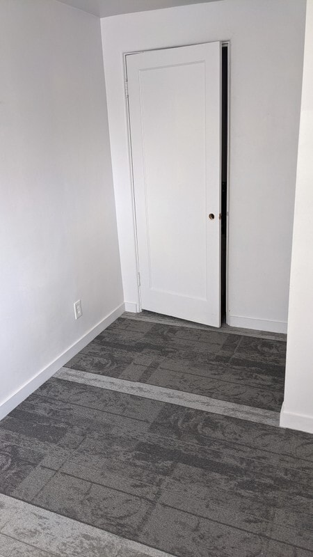 Building Photo - 2220 E 4500 S