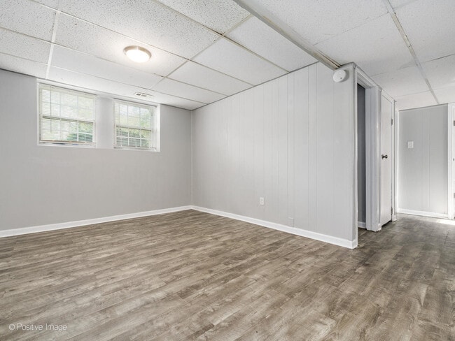 Building Photo - 22130 Kostner Ave