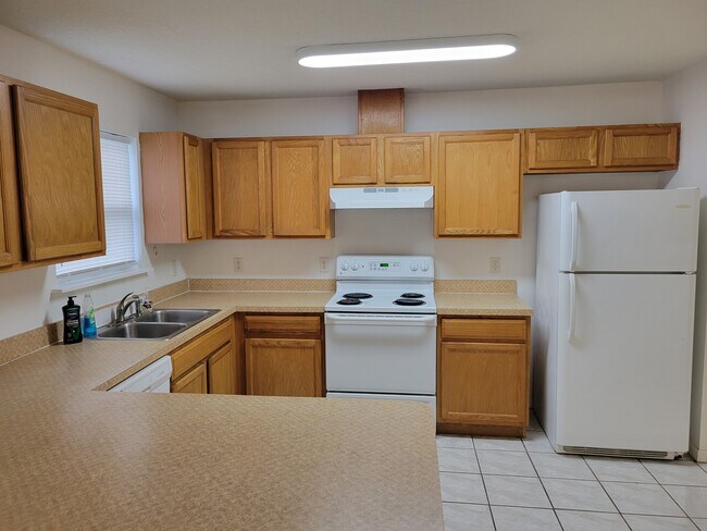 Building Photo - 1230 4 Mile Rd