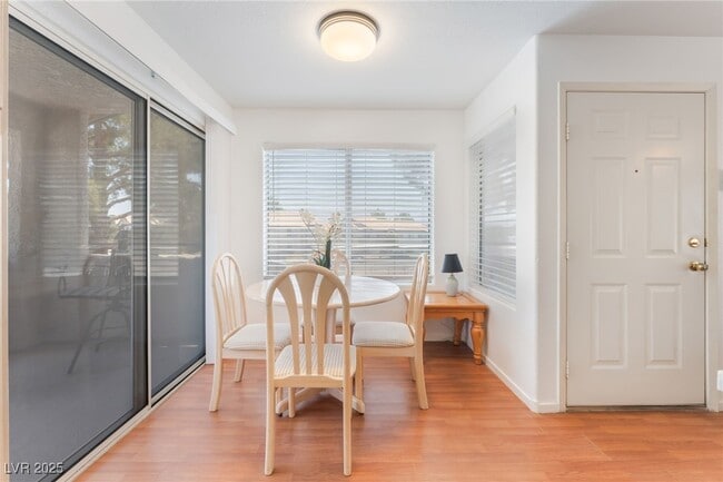 Building Photo - 5259 Caspian Springs Dr