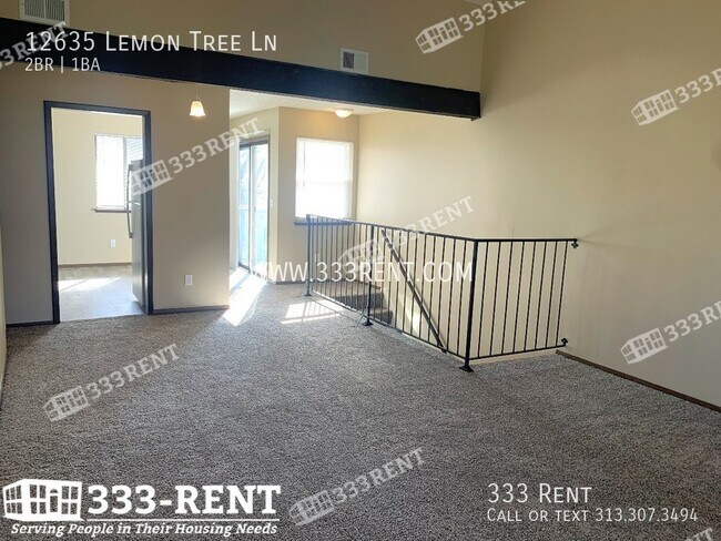 Building Photo - Lovely Condo Ready For You to Move In!