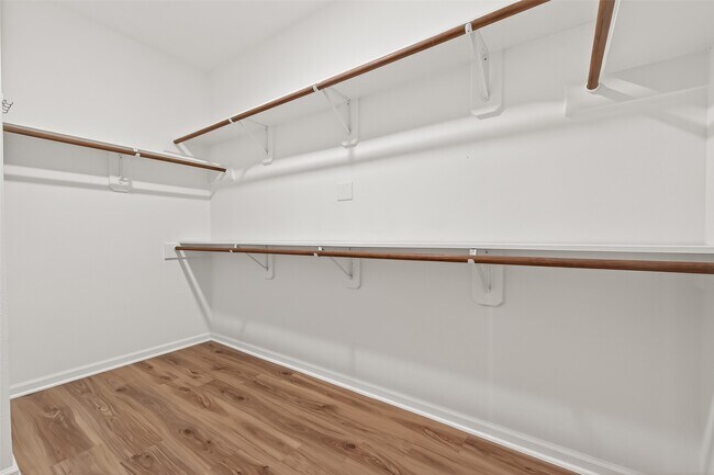 Building Photo - 9014 Pheasant Trace Ct