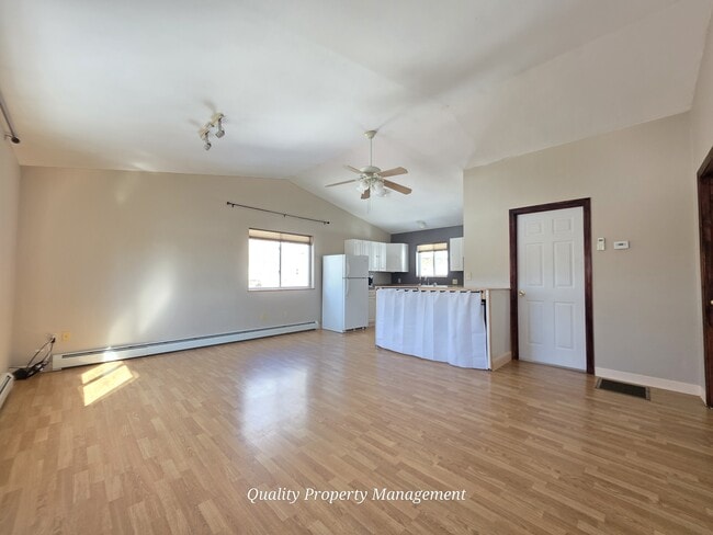 Building Photo - 116 Pine Trail