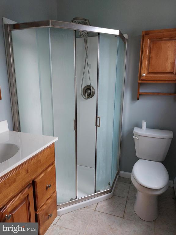 Building Photo - 13 Heatherwood Hill