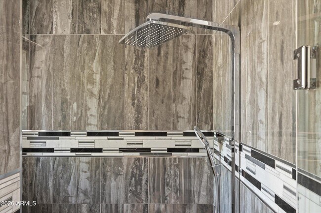 Building Photo - 9979 E Toms Thumb