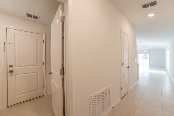 Building Photo - 4117 84th Ct E