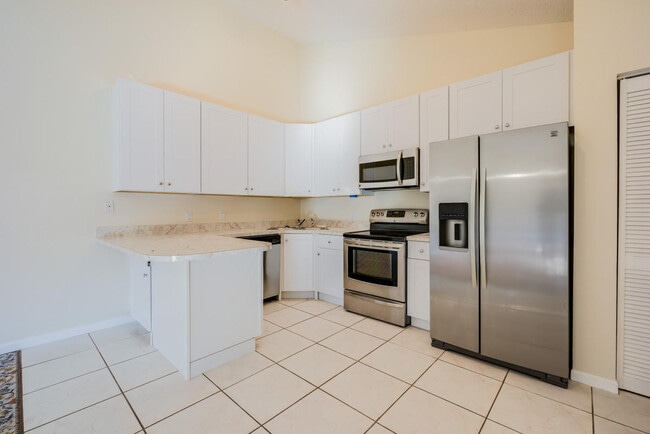 Building Photo - 5532 Golden Eagle Cir