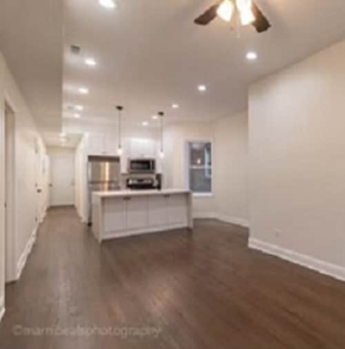 Building Photo - 6117 S Champlain Ave