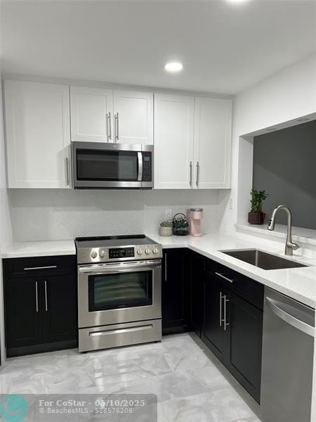 Building Photo - 3331 Carambola Cir