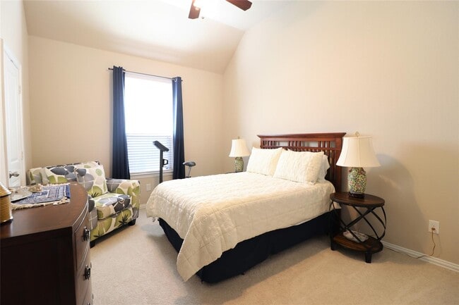 Building Photo - 10810 Kennowy Ct