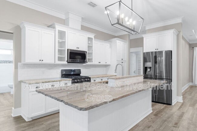 Building Photo - 52 Okahatchee Cir SE
