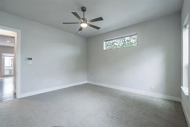 Building Photo - 1292 N Prairie Ave