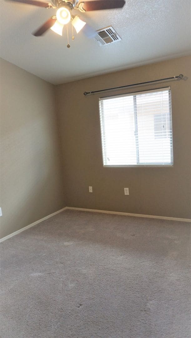 Building Photo - 3359 Zion Ct